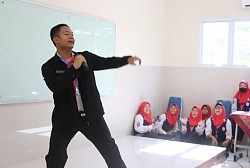 Lomba Stand Up Comedy